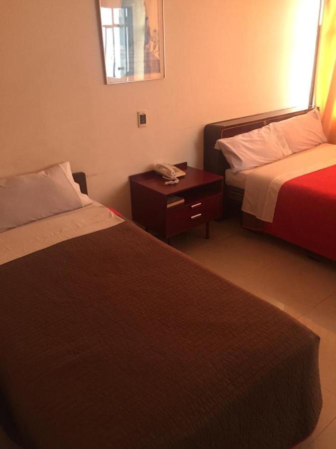 Hotel Bogota Buitenkant foto